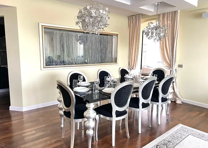 Coralia Luna Park Apartments
