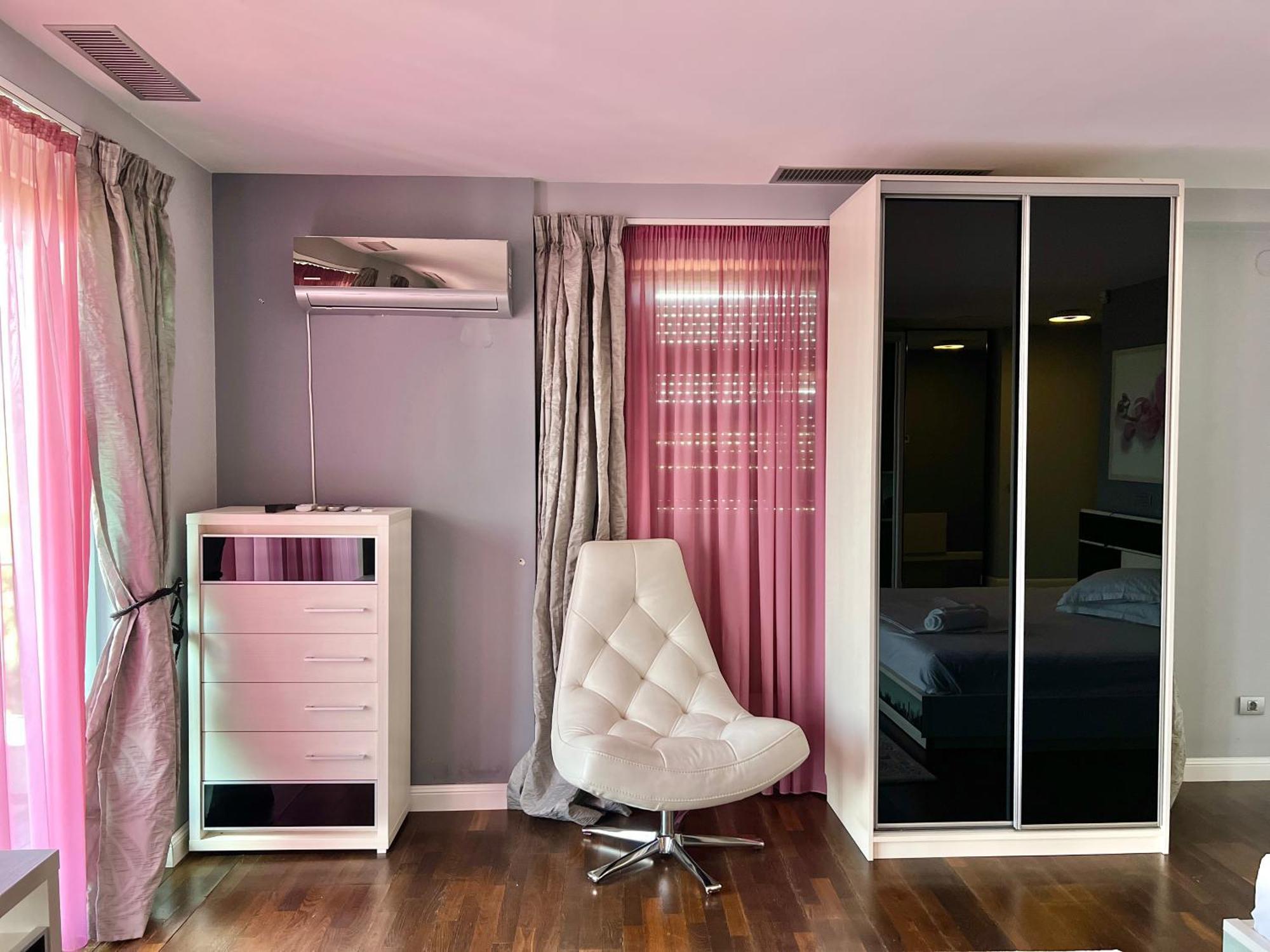 Coralia Luna Park Apartment