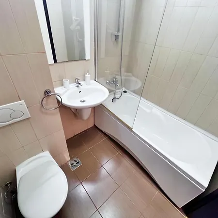 Coralia Luna Park Apartments Mamaia Room photo